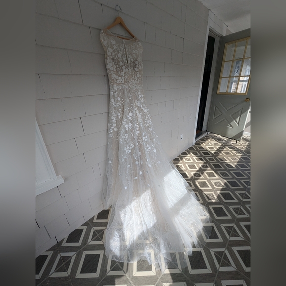 New! Darryl Jagga Hannah A-Line Floral Applique Wedding Dress Embellished Belt - Picture 12 of 16